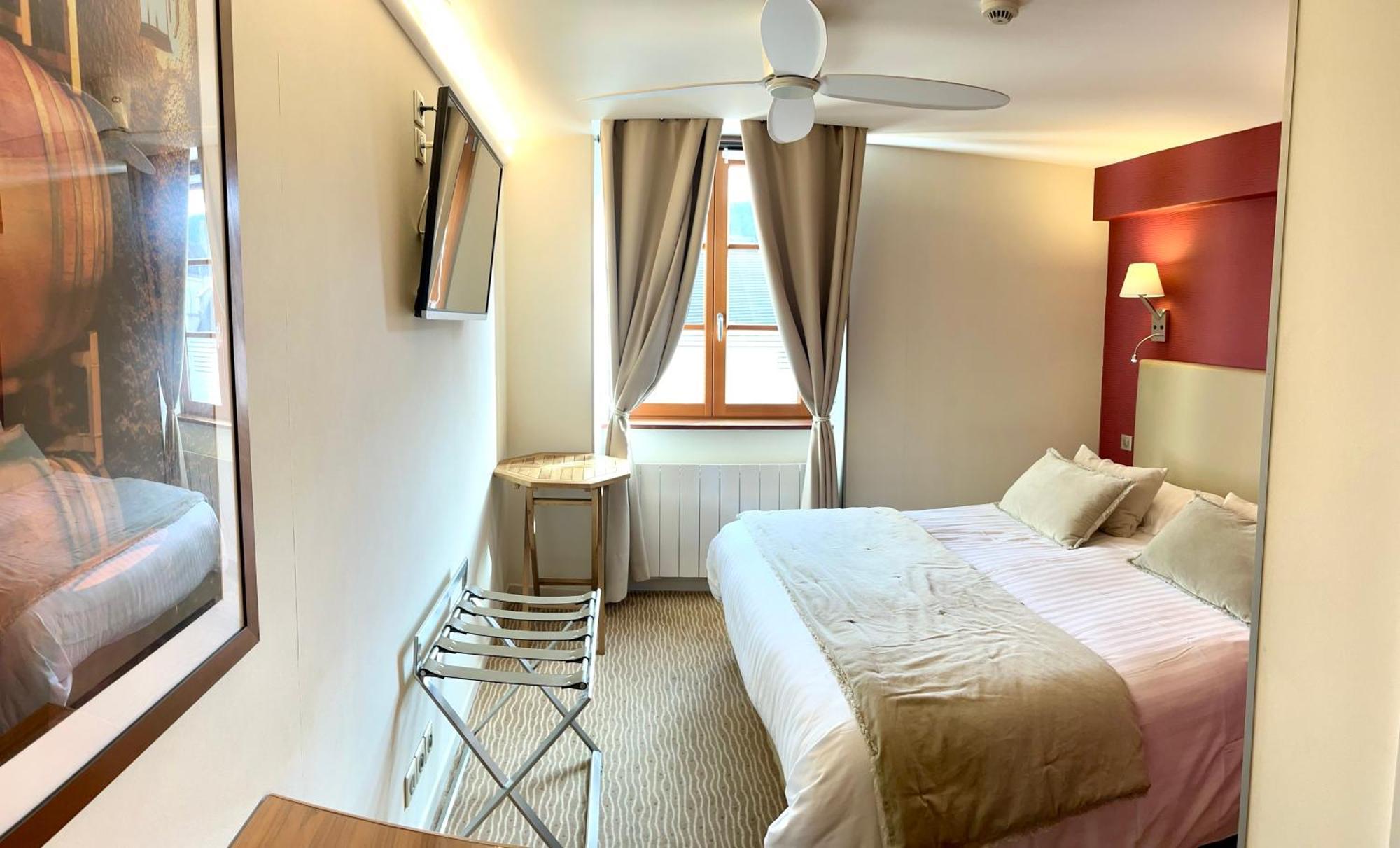 Logis Hotel Des Messageries Arbois Ngoại thất bức ảnh