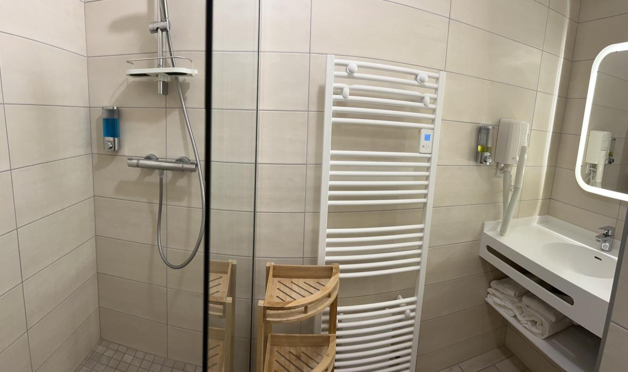 Logis Hotel Des Messageries Arbois Phòng bức ảnh
