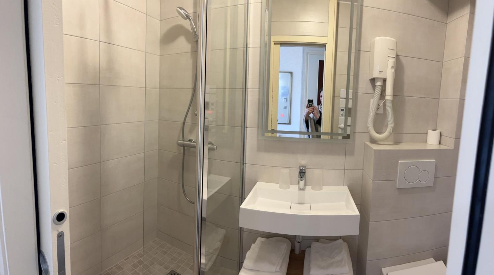 Logis Hotel Des Messageries Arbois Phòng bức ảnh
