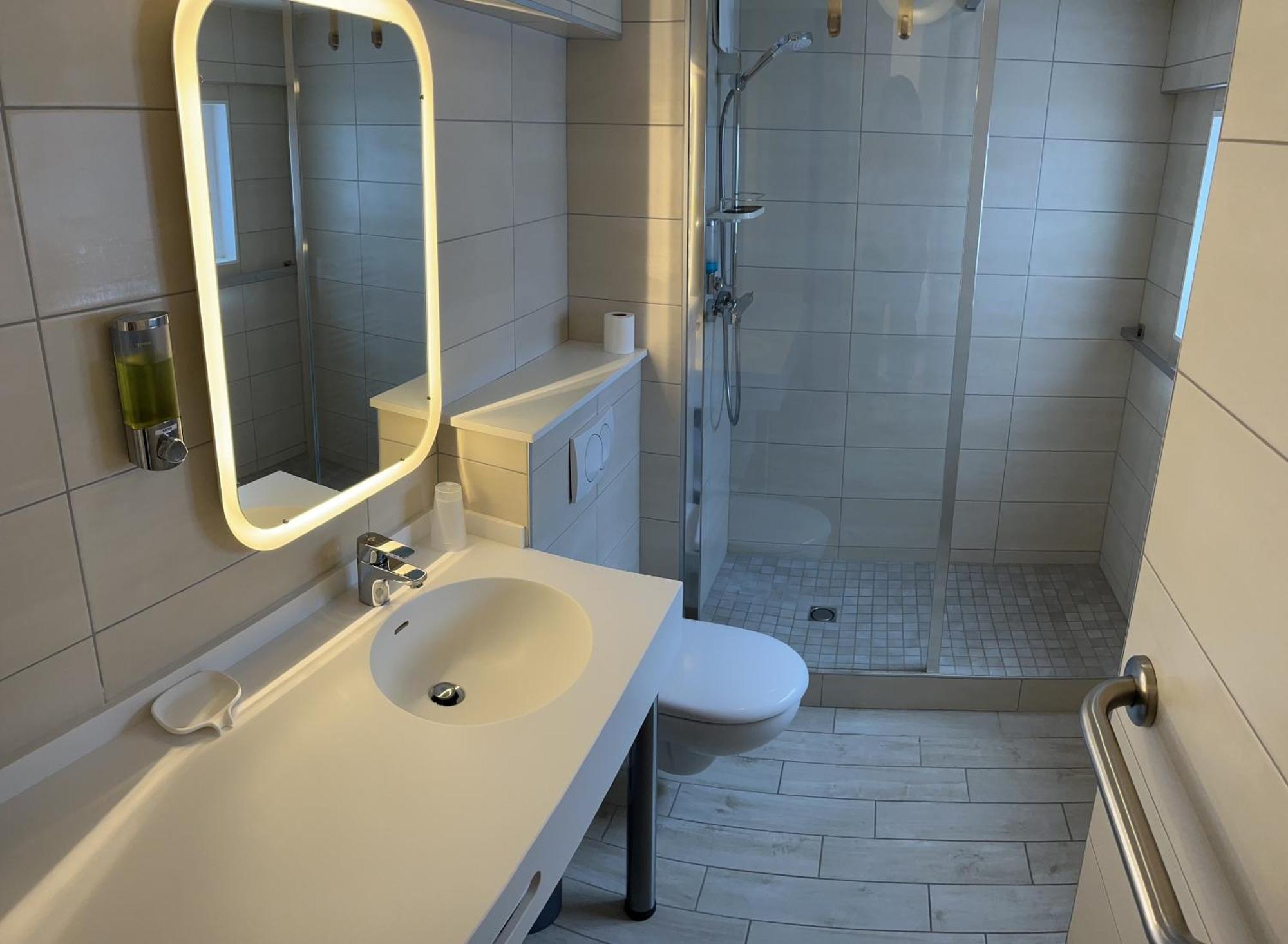 Logis Hotel Des Messageries Arbois Phòng bức ảnh